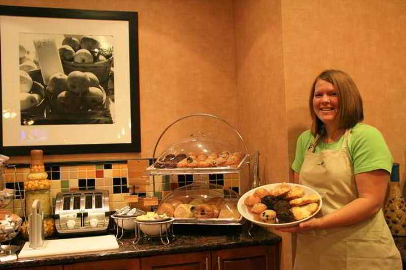 Hampton Inn Rock Springs Restoran gambar